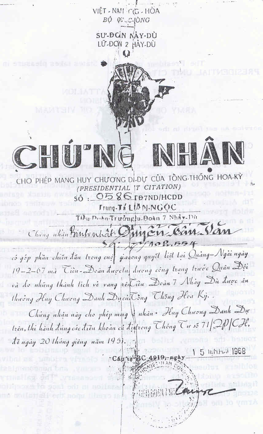 TPB Nguyen Tan Van - Huy chuong Danh du